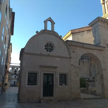 Apartman Dario *
